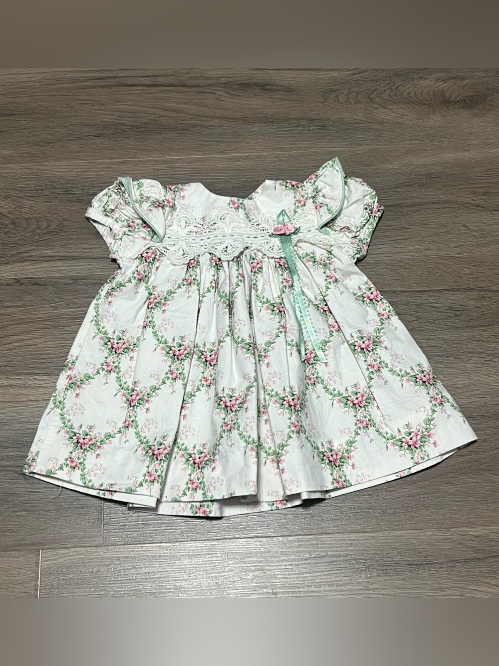 Peaches N Cream 12 Months Infant Dress White Green Floral Ruffle Puff Sleeve VTG